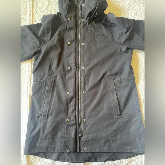 North Face Rain Jacket - Picture 9 of 10